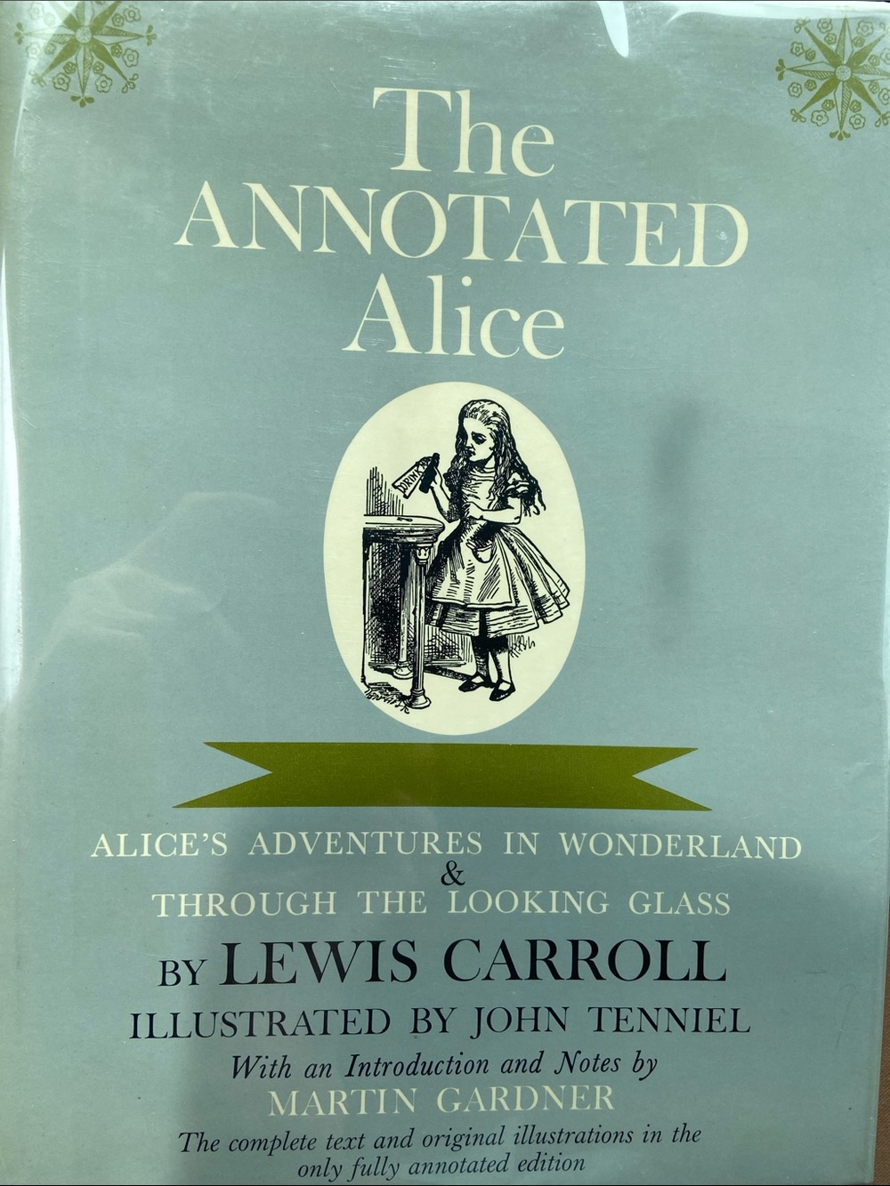 The Annotated Alice Alice in Wonderland & Through Looking Glass Lewis Carroll
